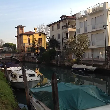 Venice Movie Guest house